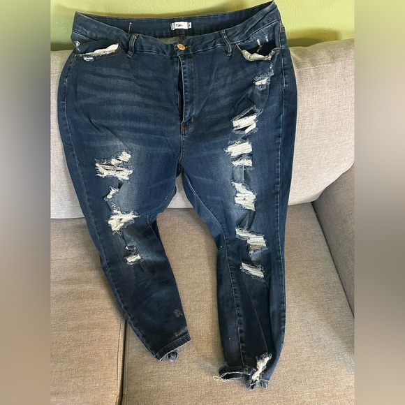 Rue21 Denim - Rue21 Dark Blue Distressed Skinny Jeans